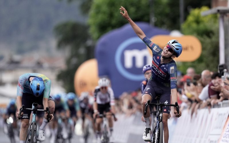 Il belga Schoofs maglia rosa del Giro Next Gen Giovani Nazionale