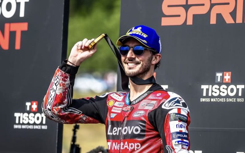 Bagnaia rinasce nella Sprint di Brno, ancora un sabato amaro per Bezzecchi