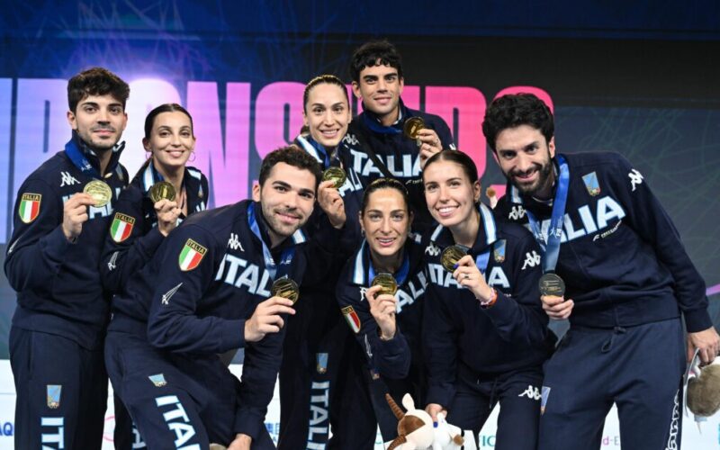 L’Italia colpisce di fioretto, fantastica doppietta a squadre al Mondiale di scherma