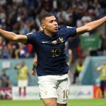 Mbappé segna e si infortuna al ginocchio sinistro in Nations League contro la Turchia