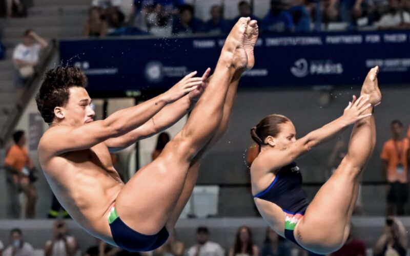 Chiara Pellacani doppio oro europeo nei tuffi, uno in coppia con Matteo Santoro