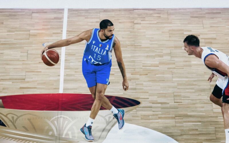 Italbasket sconfitta dalla Serbia, qualificazione al Mondiale ancora da conquistare