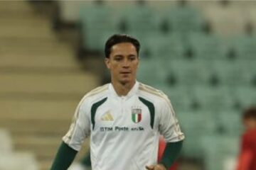 Giacomo Raspadori lascia il raduno azzurro per infortunio, out per le prossime gare