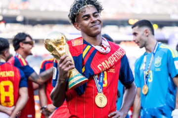De La Fuente propone Yamal per il Pallone d’Oro dopo la Nations League