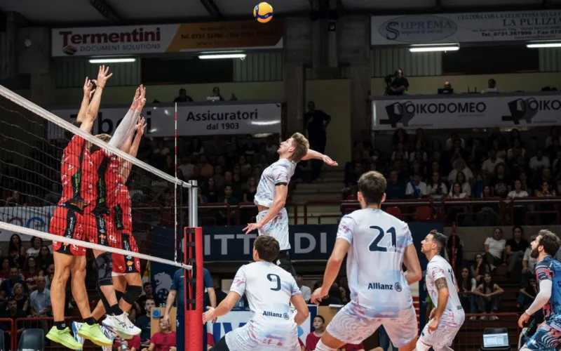 Allianz Milano, due set da applausi, ma la Jesi Volley Cup è della Lube