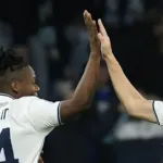 La Lazio travolge il Sassuolo con un risultato tennistico, 6-2
