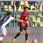 Livorno solidarizza con Samuele Regazzetti, difensore amaranto operato per un tumore