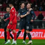 Napoli, poker al Monza e ritorno alla vittoria: Hojlund, Politano, Marin e De Bruyne firmano il 4-1. Ansia per Lobotka