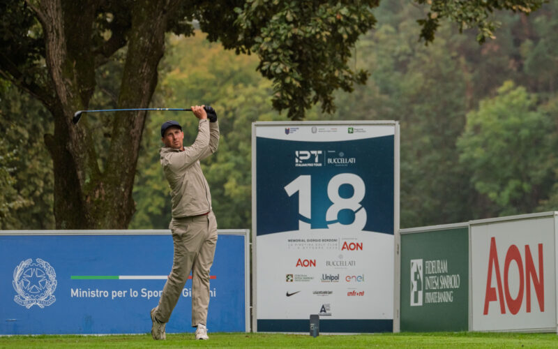 Matteo Manini guida il Memorial Giorgio Bordoni a La Pinetina nel primo round