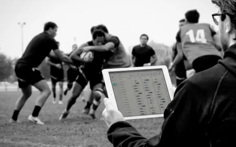 Fotografia di allenamento sportivo con analisi dati, immagine di archivio.